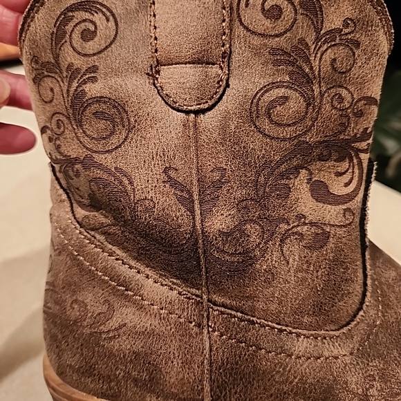 Roper western boot slouch distressed appearance short inside zip textile sz 7 - Picture 13 of 13